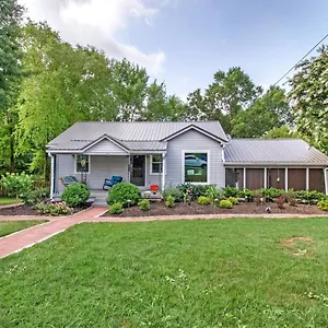 Holiday home Old Hickory Hideout!!! Basement, Nashville